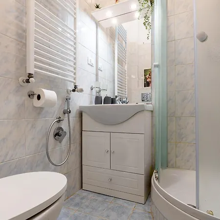 Rosa Homes The - 2 Rooms, Air Conditioning, Principe, Acquario, Porto Antico