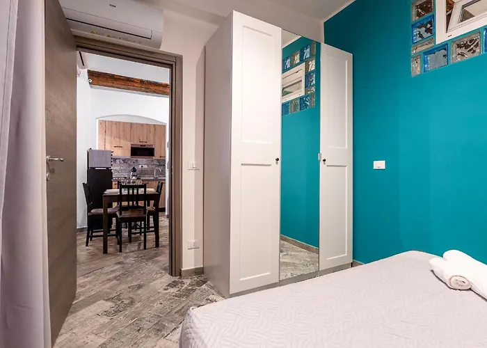 Rosa Homes The - 2 Rooms, Air Conditioning, Principe, Acquario, Porto Antico Janov